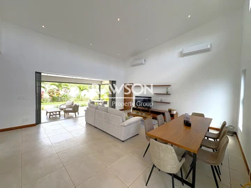 4 Bedroom Villa