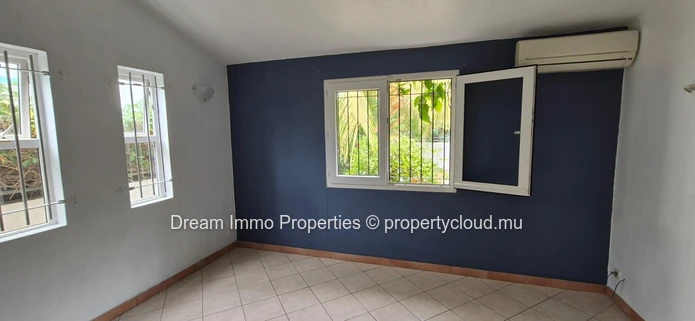4-bedroom family villa with private pool in Albion – Mauritius