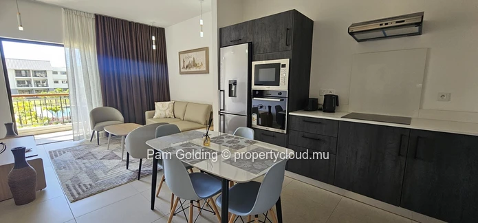 Furnished Two-Bedroom Apartment Overlooking the Pool – Beau Plan Smart City