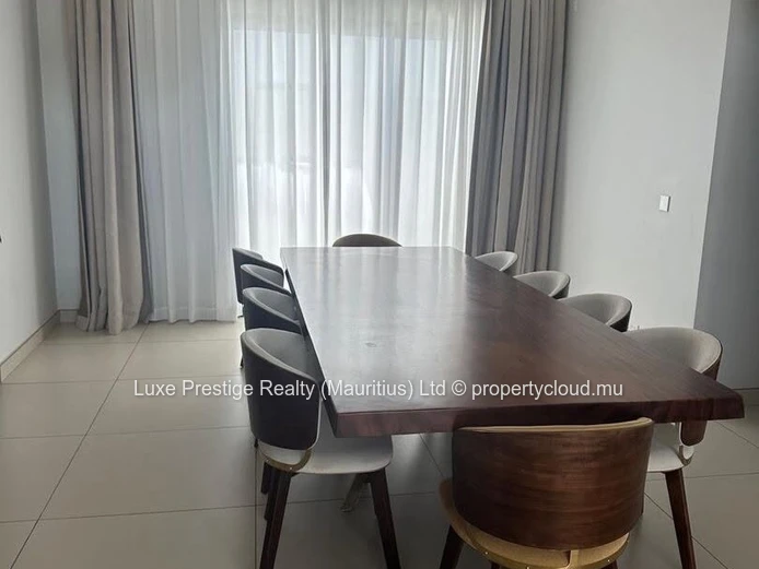 Luxury Newly Built 3-Bedroom Villa with Private Pool, Kiosk & Double Garage in Grand Baie | Premium Family Living (Ne...