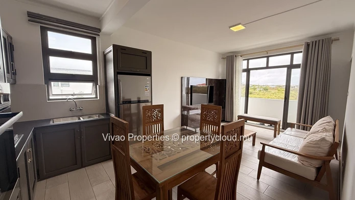 Appartement meublé de 2 chambres à louer à Mont Choisy avec piscine - 40 000 Rs par mois