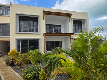 6 Bedroom Villa