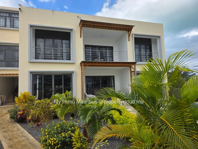 Recent 6-Bedroom Villa with Swimming Pool – Pointe aux Lascars