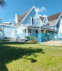 4 bedroom House fully furnished sea front for sale Albion 
