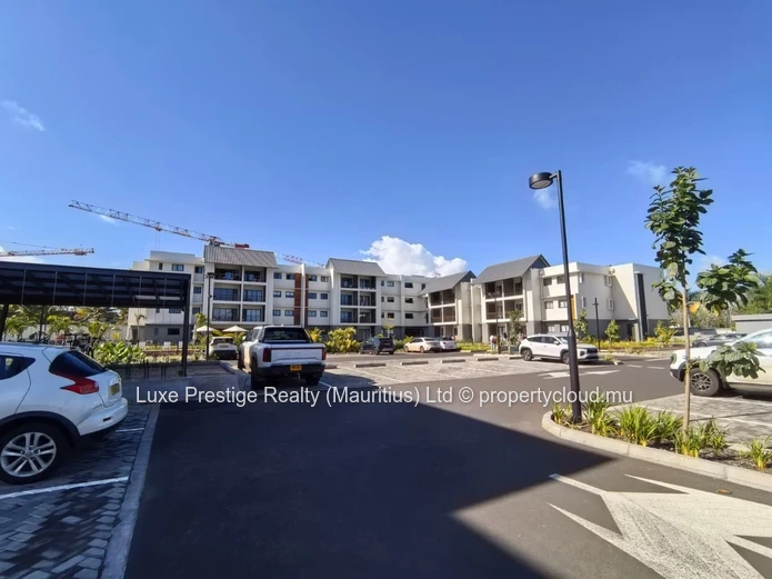 Brand-New Fully Furnished 2-Bedroom Apartment for Rent in Indigo, Beau Plan | Communal Pool | Near Northfields Intern...