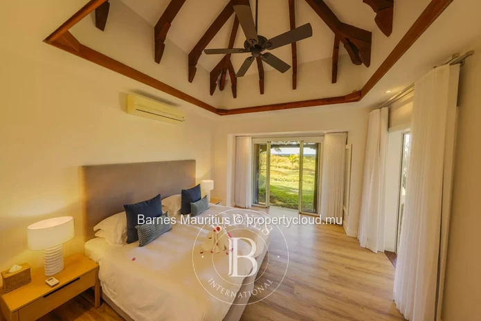 BEL OMBRE - VEFA - Villa avec vue sur le golf et les montagnes - 3 chambres