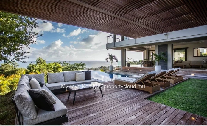 Villa d'exception vue mer panoramique à louer – La Tourelle
