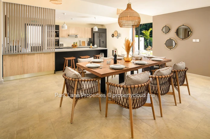 Villa de golf contemporaine et meublée à vendre au sein de Heritage Villas Valriche