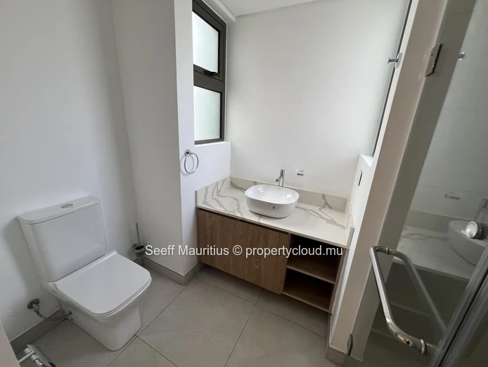 Villa neuve de 4 chambres proche de l'école