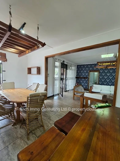 Villa de charme, 3 chambres, jardin de 760 M2 a balaclava