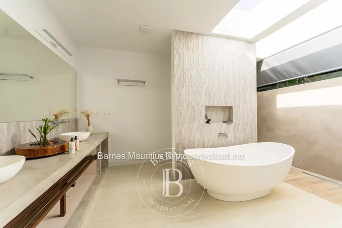 HAUTE RIVE - Villa sur le Golf - 4 Chambres