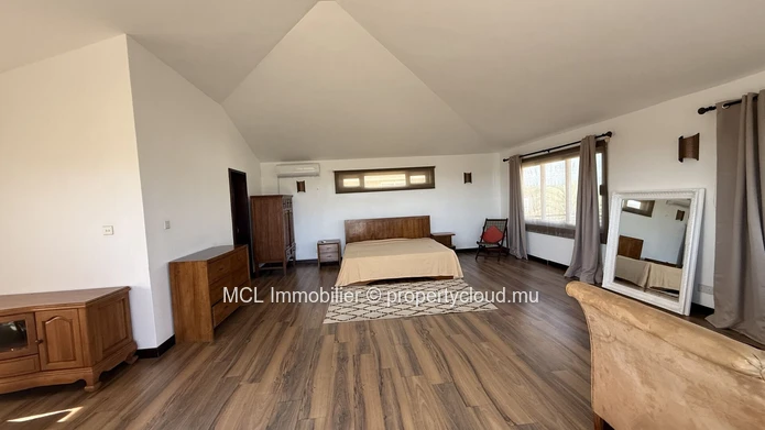 Penthouse de 3 chambres à Chemin 20 pieds
