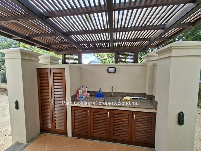Piton - Maison à vendre – Pam Golding Mauritius