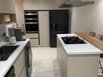 3 Bedroom Apartment