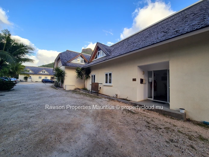 62m² Office To Let in Tamarin
