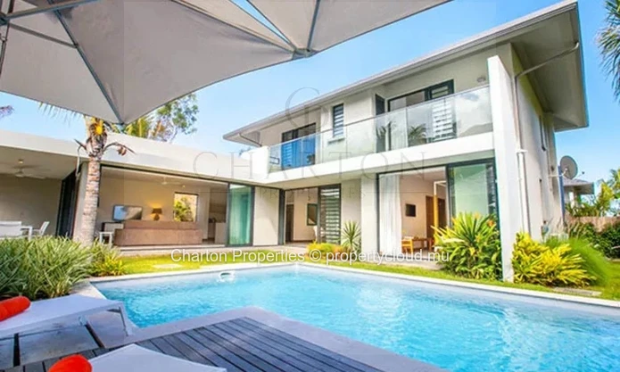 An exceptional villa, a confidential address in the heart of Tamarin