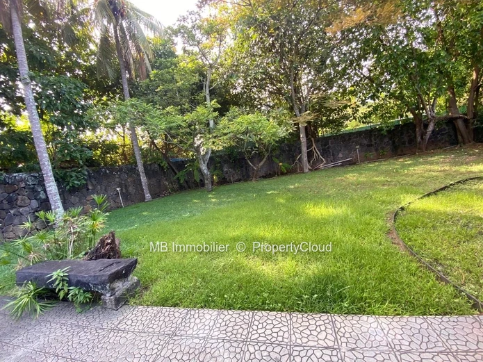 House for rent in Pointe aux Canonniers