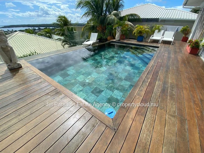 Luxurious RES Villa in Tamarin with Private Pool, Sea and Mountain Views - 320m² Living Area - 650m² Land - Fully Fur...