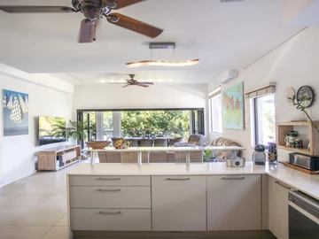 4 Bedroom Townhouse, Duplex