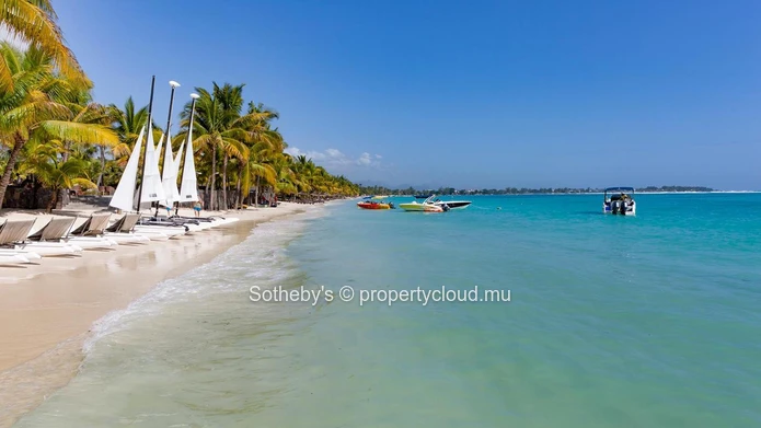 Coastland Apartment 1