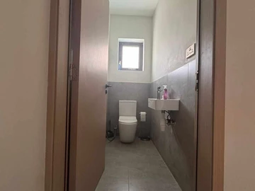 4 Bedroom Townhouse, Duplex