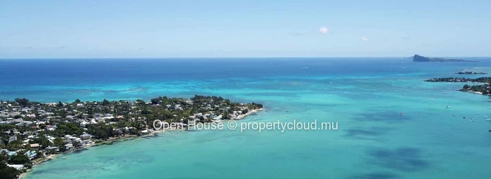 BAY SIDE - GRAND BAIE - 3 bedroom Penthouse