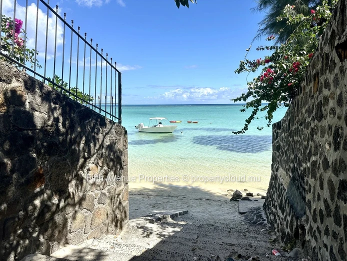 Pereybère – 2 mins from the beach – 2-Bedroom Apartmen
