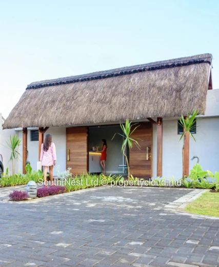Prestigious Commercial Premises with Exclusive Boat Parkings - Grand Baie  