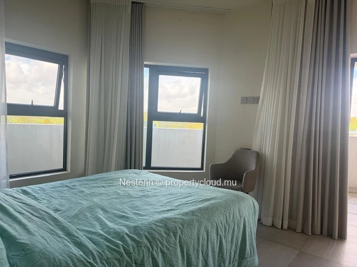 Spacious 3-Bedroom Apartment with Stunning Terrace Views