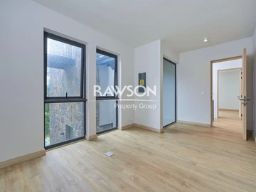 4 Bedroom Townhouse, Duplex