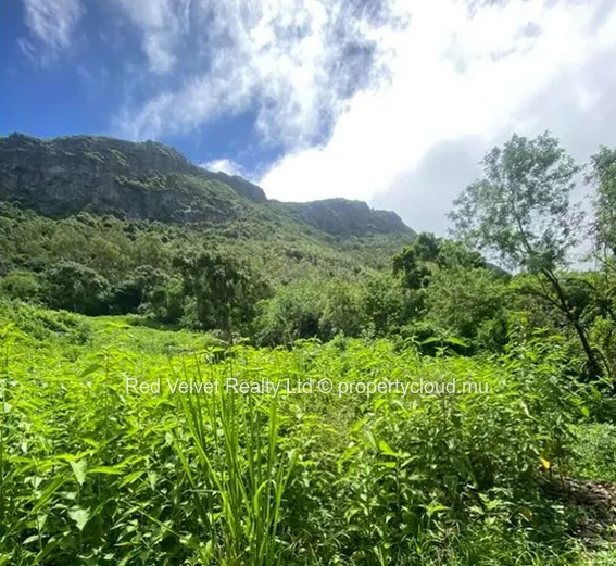  Premium Residential Land for Sale in Moka