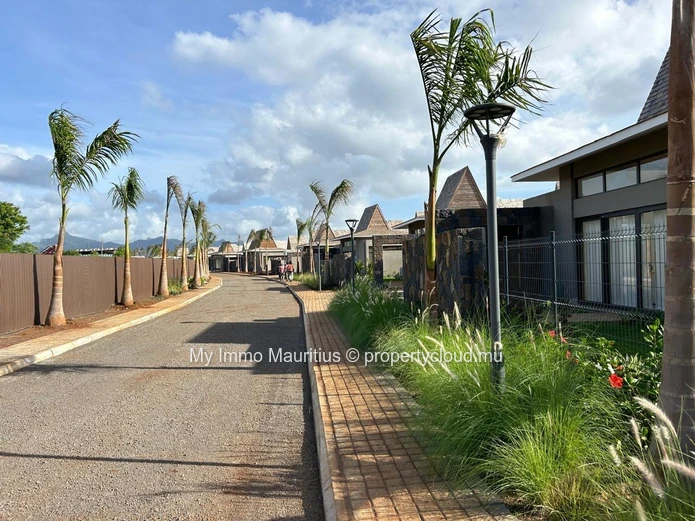 Luxury 4-bedroom villa – Balaclava – 2 steps from the sea