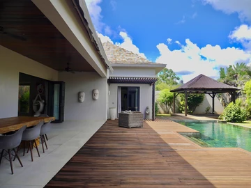 5 Bedroom Villa
