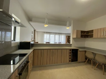 3 Bedroom Apartment