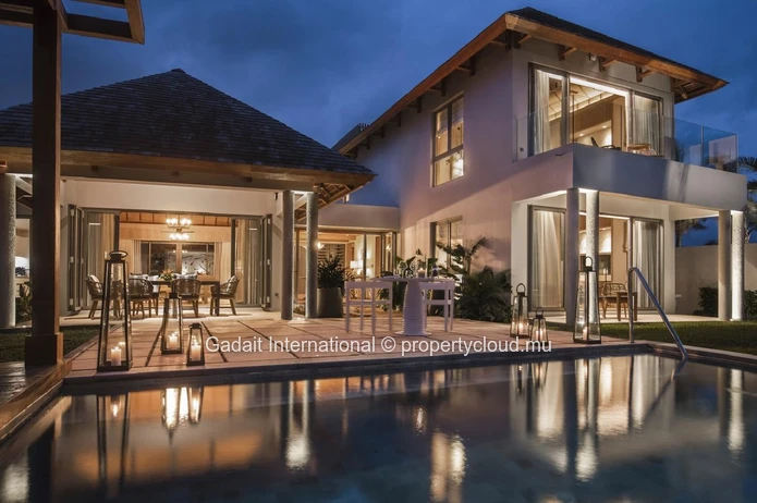 Villa de 4 chambres avec accès exclusif aux services de luxe sur l'île Maurice.