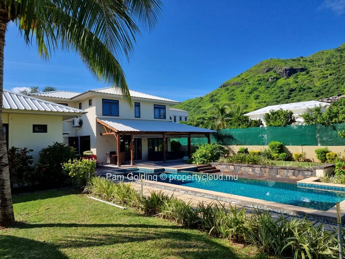 Grande maison familiale