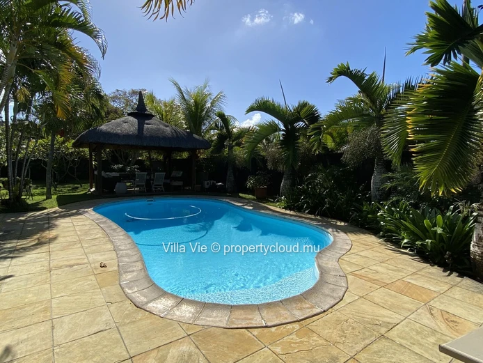 Grand Gaube - 4-bedroom family home with swimming pool and independent studio
