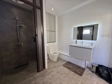 3 Bedroom Townhouse, Duplex