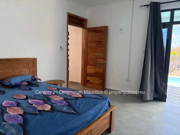 Brand New Family Home With Pool & Jacuzzi – North Coast