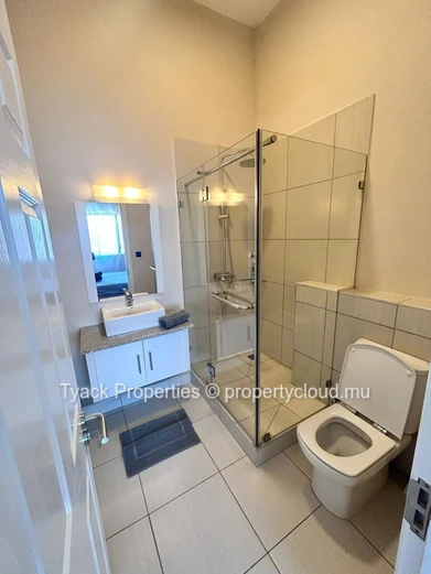 Elegant Penthouse with Ocean Views and Private Pool in Bain Boeuf