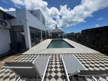 4 Bedroom Villa