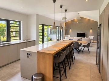 4 Bedroom Villa