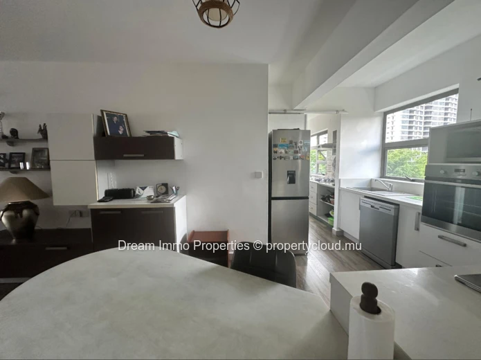 Appartement 2 Ch Vue Montagne Dans Résidence Moderne À Phoenix – Ile Maurice