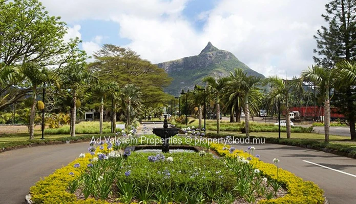À vendre : Terrain commercial 2 000 m² – Vivea Business Park, Moka