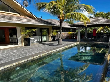 5 Bedroom Villa