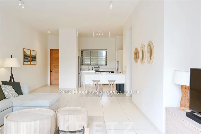 Exceptional Penthouse with Private Rooftop Pool in Pereybère (Sole Mandate)