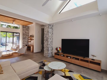 4 Bedroom Villa