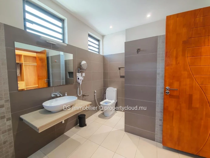 Villa for rent - Mon Choisy