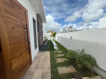 4 Bedroom Villa
