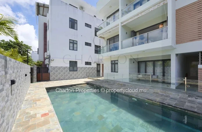 Appartement 3 chambres avec piscine à quelques minutes de la plage de Péreybère